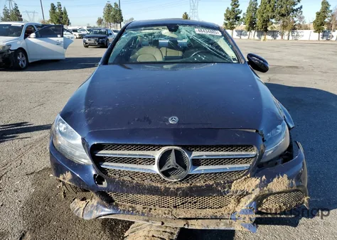 2018 Mercedes-Benz C 300 from USA, damaged, VIN 55SWF4JB2JU279520